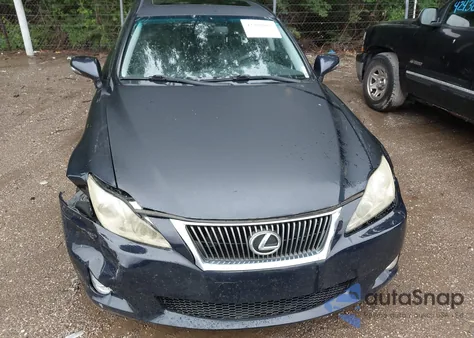 2010 Lexus Is 250 z USA, uszkodzony, nr VIN JTHCF5C24A2032718